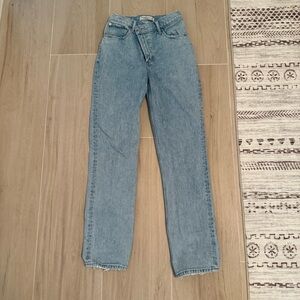 A&F 90s straight ultra high rise jeans